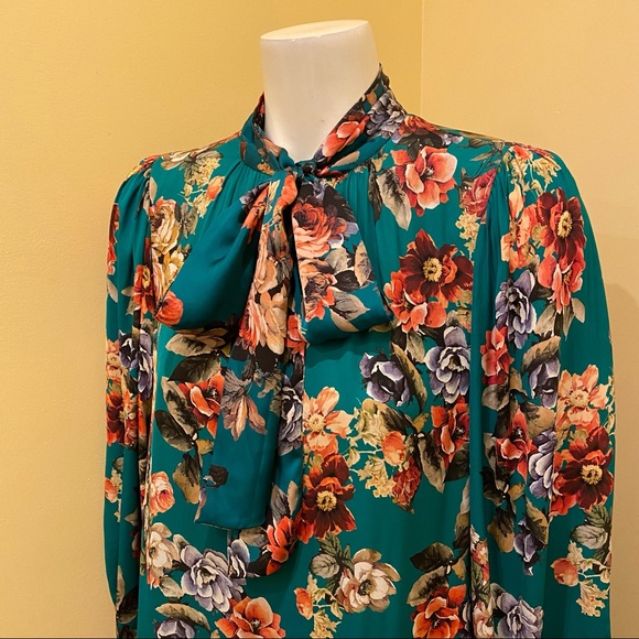 🎀SOLD🎀Alice + Olivia Merrilee Jade Floral Tie Neck Tunic Dress - Picture 7 of 11